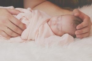 bezdech u noworodka pierwsza pomoc